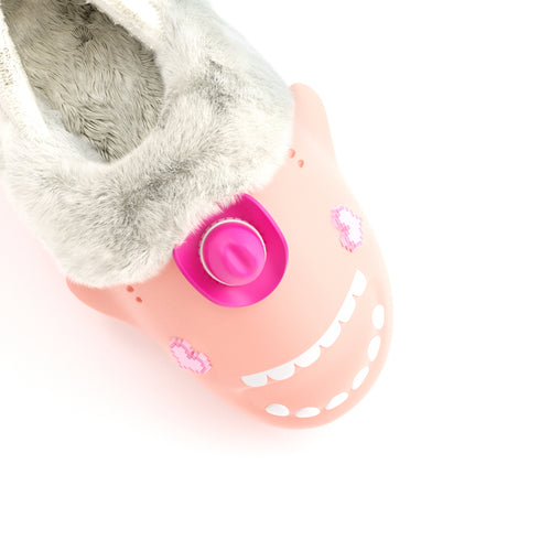 Sharkicks Pro - Inverno, Bambola, Occhi a Cuore di Pixel, Tacco Coperto