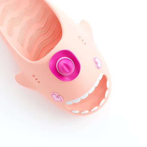 Sharkicks Pro - Bambola, Occhi a Cuore di Pixel